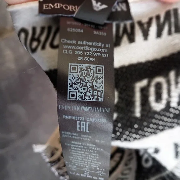 Authentic Emporio Armani  Unisex Wool Blend‎ Scarf Black And White - Picture 2 of 7